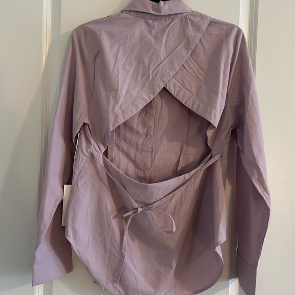 TRUTH NYC • Lavender Open Back Shirt • Large • - Picture 4 of 8